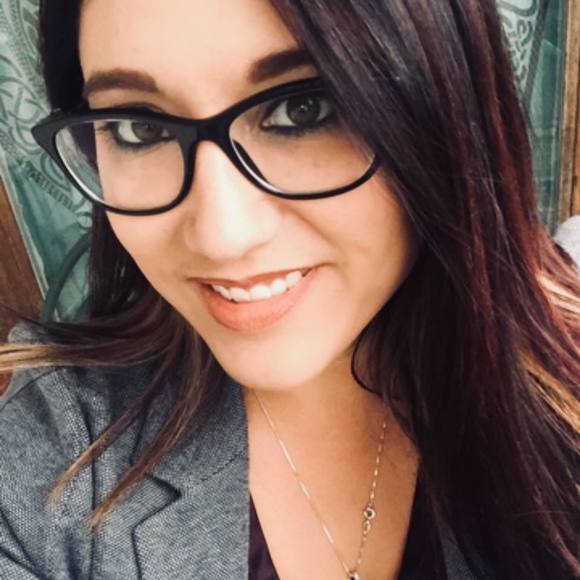 Meet your Posher, Natasha - Picture 1 of 1